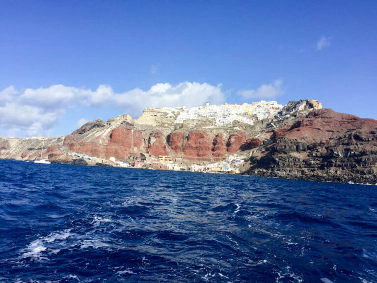 Santorini-sailing-view